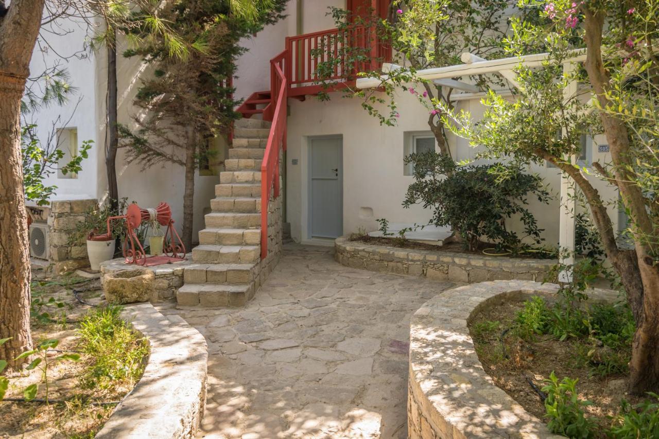 Thalassitra Private Pool Suites Αδάμας Εξωτερικό φωτογραφία